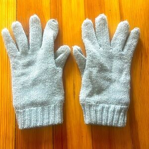 Fleece lined gray gloves